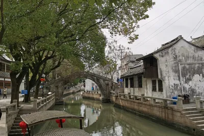 Visiting Bridges in Liantang