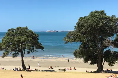Takapuna Beach