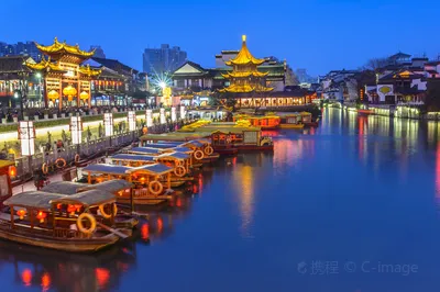 Fuzimiao (Confucius Temple) Qinhuai River Boat Tour