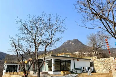 天津薊縣盤山霧嶼林民宿，景觀臺300平純享大草坪，露營極佳！