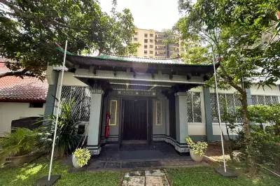 J R Jayawardena Centre, Town Hall