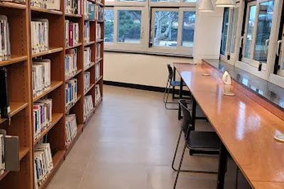 Hansupul Library