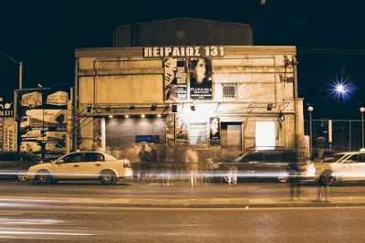 Πειραιώς 131