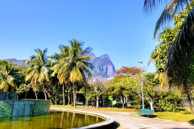 Orchard Square