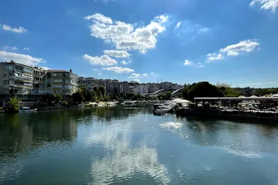 Küçükçekmece Meydanı