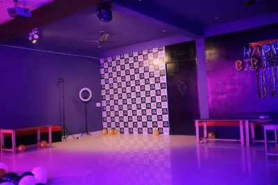 The Plug lounge & disc