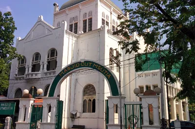 Masjid Cut Meutia