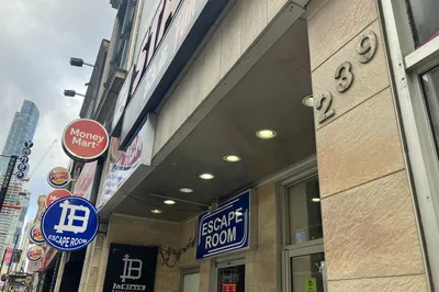 INBLACK Escape Room Toronto - Eaton
