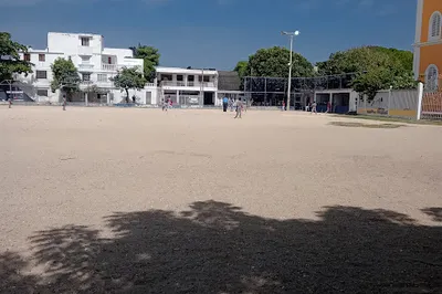 Plaza De Canapote