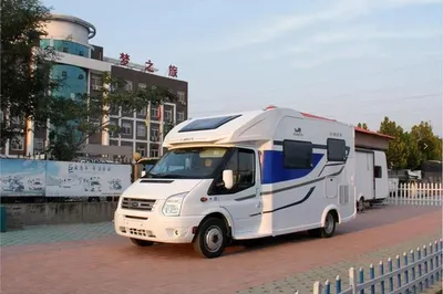 小額頭房車自駕遊，其實暗藏玄機