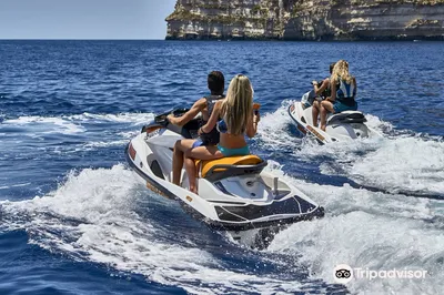 Xlendi Bay Watersports