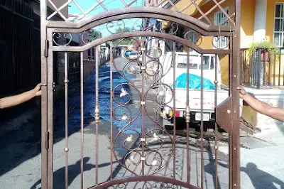 San Cristobal De Rio Abajo Park