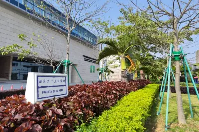 澳门四月二十五日前地