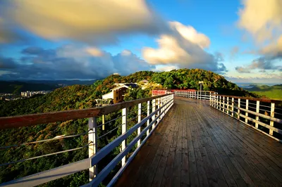 鳳凰嶺海誓山盟景區-九曲橋