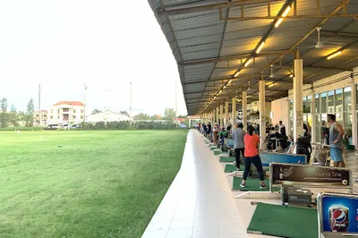 Benz & Boeing Golf Course