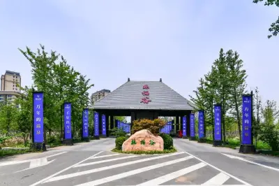 打卡藏于万亩密林中廊坊林栖谷丁香小舍民宿，体验在树上居住生活
