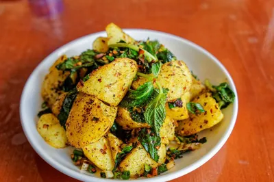 – A Roundup of Must-Try Specialties for a Spring Trip to Kunming –