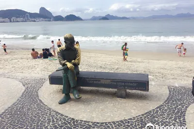 Estatua Carlos Drummond de Andrade