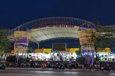 Chợ đêm Man Thiện