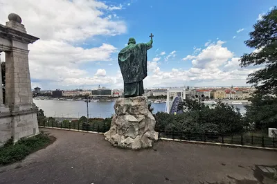 St. Gerard Sagredo Statue