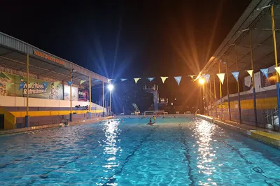 Royal College Swimming Pool