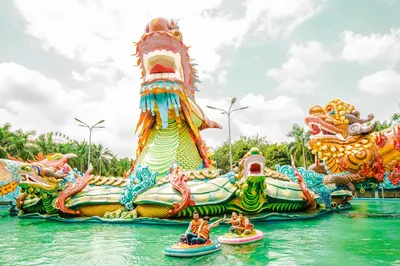 Suoi Tien Theme Park