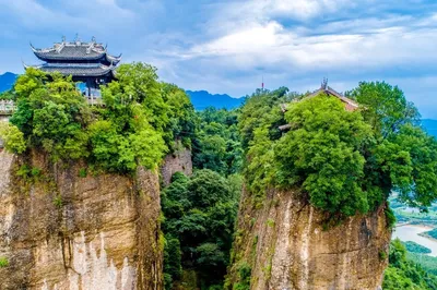 竇圌山景區
