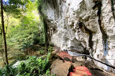 Kelam Cave