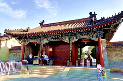 Follow Lao Xia on an Independent Tour of Xi'an