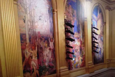 赫伯斯特劇院