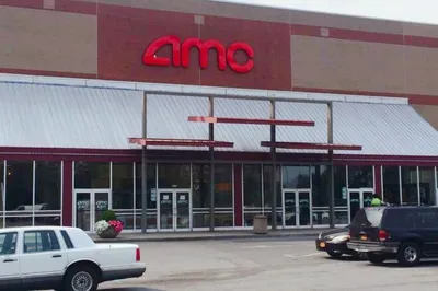 AMC Bay Plaza Cinema 13