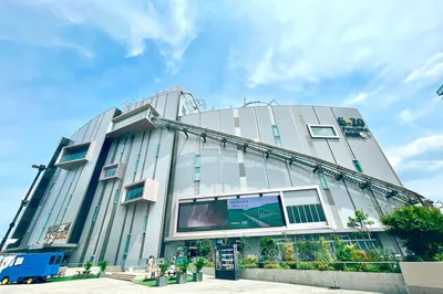 BOSS E · ZO FUKUOKA