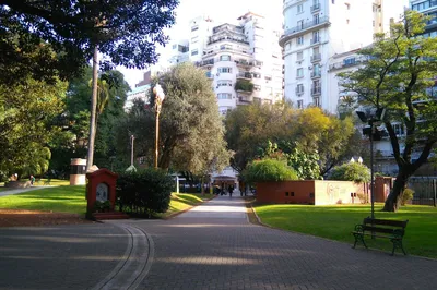 Vicente López y Planes Square
