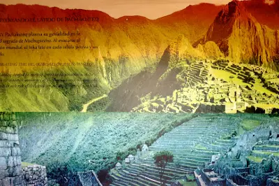 Oval Pachacutec