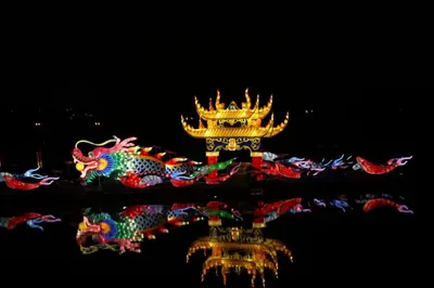When an ancient city meets a Spring Festival lantern show, what sparks will fly? Come to Jingzhou Expo Park to find out.
