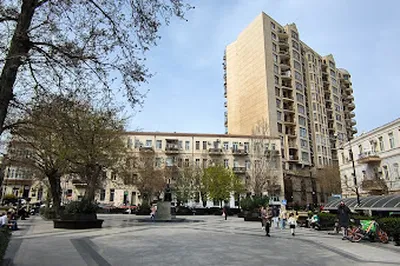 Axundov Bağı