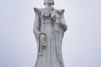 China's Narrowest "One-Line Sky" – So Dark and Tight, Only the Brave Can Pass!