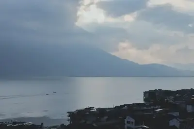 大理故事：夏日的大理，像极了宫崎骏动画里的场景