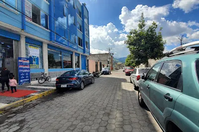 Gimnasio Agua Azul