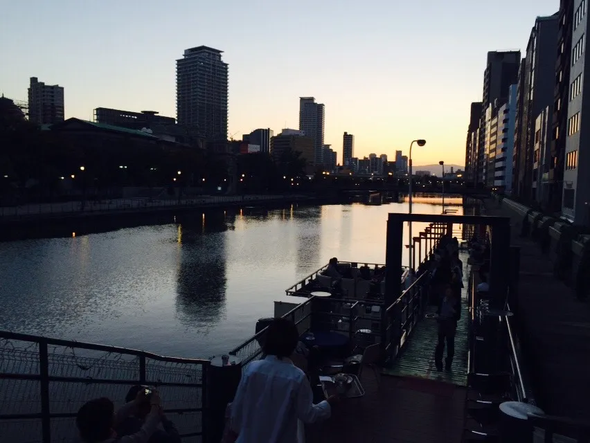 大阪绝对好玩小众旅游攻略，玩出高级感的特别体验推荐：10月浪漫看朝日初升