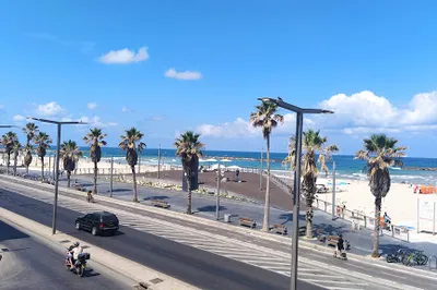 Geula Beach