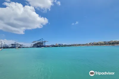Pretty Bay