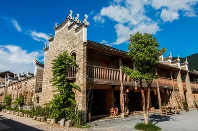 Li River Craftsman Village