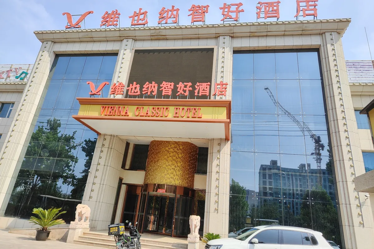 致青春 敬红楼 一