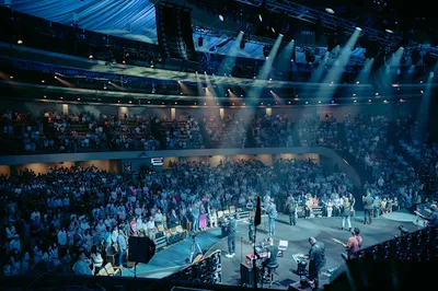 Houston's First Baptist Church - The Loop