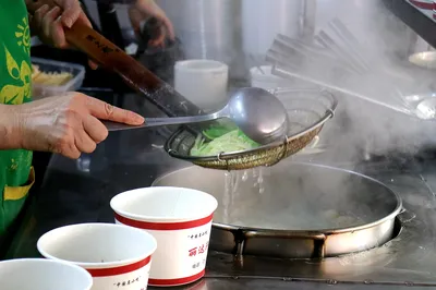 廈門地道小喫沙茶麪，35年社區老店，沙茶扁食亦是一絕