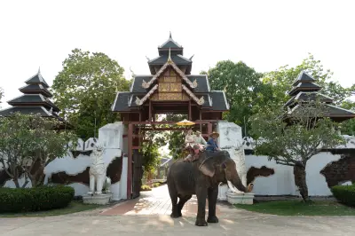 Thaithani Cultural Village & Elephant Pattaya