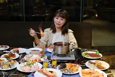 A 1-Hour Getaway from Guangzhou: Where Over 200 Lobsters Are Devoured in a Single Evening