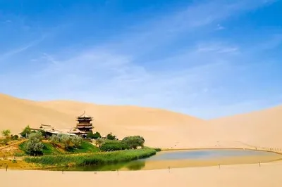 If There Is a Next Life, I Wish to Be the Wind, Dancing Through a Thousand Splendors, Drunk Every Night in Dunhuang