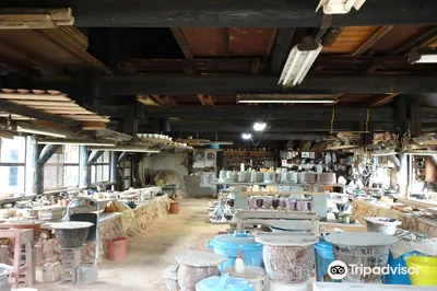Yomitan Pottery Village